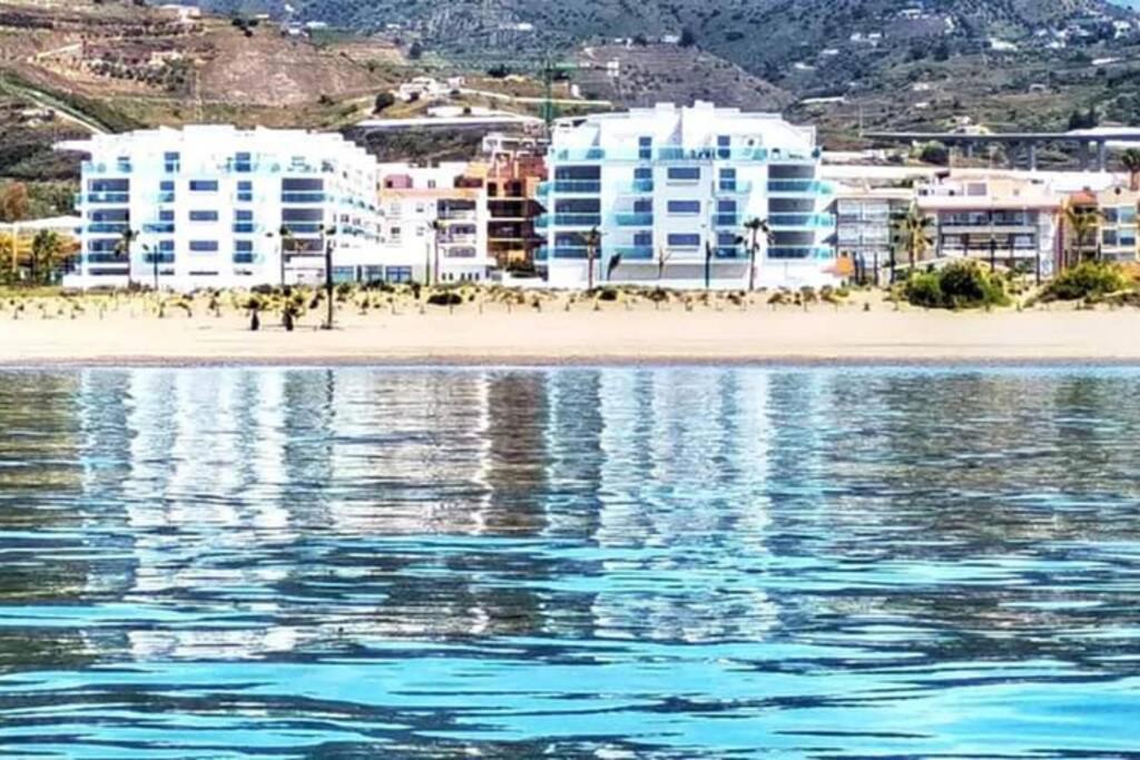 Amazing Duna Beach Seafront Apartament Torrox Zewnętrze zdjęcie