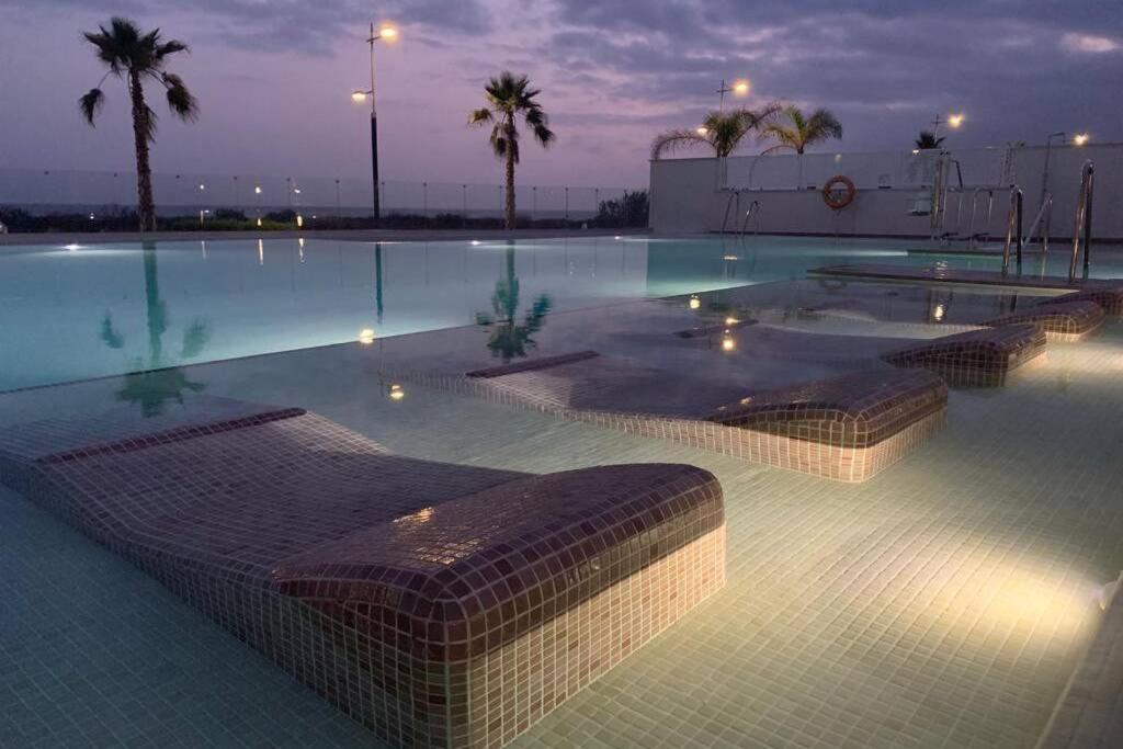 Amazing Duna Beach Seafront Apartament Torrox Zewnętrze zdjęcie