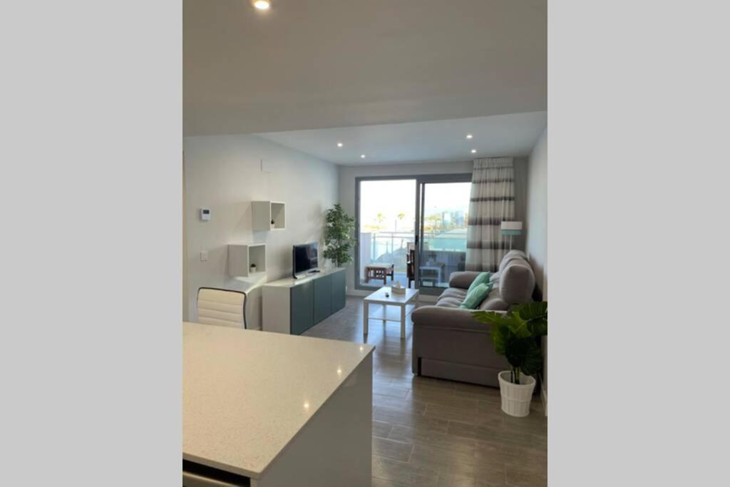 Amazing Duna Beach Seafront Apartament Torrox Zewnętrze zdjęcie